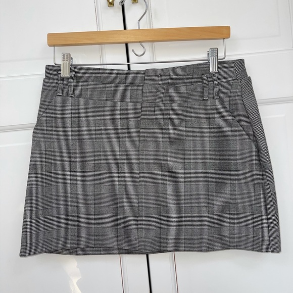 Zara Double-Waisted Houndstooth Mini Skirt - Picture 1 of 10